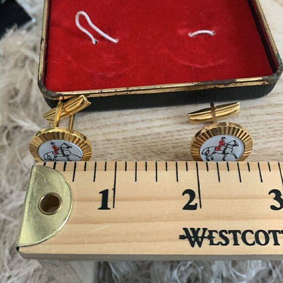 Vintage Equestrian Style Horse & Rider Gold Tone, Red, White & Black Cuff Links - Picture 11 of 16